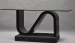 Table Design, piètement en bois laqué noir simulant une vague,...