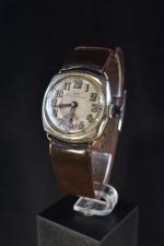 LIP : Montre bracelet de marque LIP type courant vers 1910,...