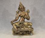 NEPAL XXe : Sujet en bronze bicolore représentant  la...