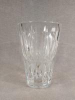 SAINT-LOUIS : Important vase en cristal taillé (traces d'utilisation), h...