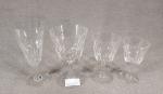 BACCARAT : Eléments de service de 29 verres en cristal...