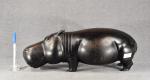 Sujet en bois sculpté représentant un hippopotame, h = 17,...
