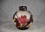 MULLER FRERES LUNEVILLE : vase à décor de rose en...