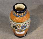 AMPHORA : Vase en céramique émaillée à décor de fleurs...