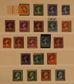 FRANCE : timbres préoblitérés, lot sur feuilles d'album en neuf...
