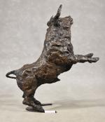 FAVRET (Christophe) "Le  taureau" bronze à patine brune, ...