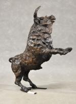 FAVRET (Christophe) "Le  taureau" bronze à patine brune, ...