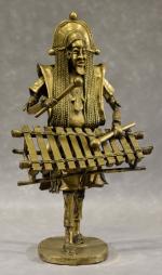 COTE D'IVOIRE : "Joueur de xylophone" statue en alliage de...