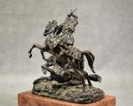 KOLOSVARY (?)  "Combat de cavaliers d'Europe Centrale", bronze à...