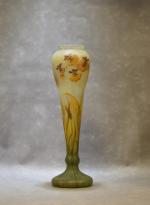 DAUM-NANCY : Vase à décor d'orchidées et épis de blé...