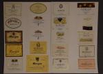 Importante collection d'étiquettes de vins , environ 600 sur le...