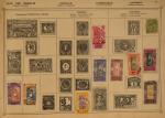 Lot de 3 albums de timbres du monde partiellement remplis,...