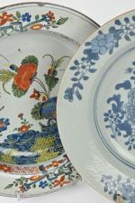 Delft ? Jatte et assiette en faïence décor Chine XVIIIème.