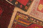 Iran
Quatre petits  tapis en laine.
Env. 80 x 50 cm.