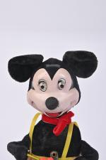Japon, Mar Toys : Mickey joueur de tambour
jouet téléguidé à...