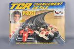 Circuit TSR, changement de file, Alain Prost, en boîte ref....