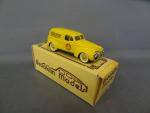 BROOKLIN : (1)
Ford Sedan Delivery BRK 9X 1940, jaune, Model...