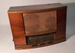 Ondia 88
Poste secteur type Radio 88 (1951), en bois de...