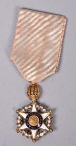 Brésil Ordre de la Rose. Étoile de Chevalier, demie-taille. Or,...