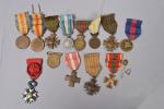 France Lot de 13 décorations, dont Légion d'honneur, Interalliée, Commémorative,...