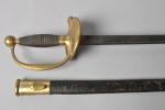 Épée d'Officier, modèle 1816. Fusée entièrement filigranée. Monture en laiton....