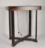 Table formant cadre antenne
de forme rectangulaire, en bois de placage
68...