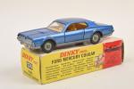 DINKY TOYS ANGLAIS (1) :
Ford Mercury Cougar, bleu métallisé, éclats...
