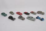 Dinky Toys français, 10 modèles de tourisme :
Ford Vedette (3...