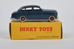 Dinky Toys français, Ford Vedette bleue réf. 24X.
Neuve, en boîte.