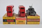 England, 3 modèles en boîte :
Police Car (Tannoy Radio Bell),...