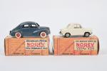 Norev, 2 modèles :
4 CV Renault bleue et Vespa 400...