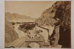 Aden - Yemen
2 photographies, c. 1870-75
Tirages albuminés montés sur carton.
Taches.
19...