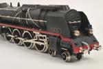 Hehr (Allemagne) écart. O, locomotive électrique Mountain
type 241 ME, noire...