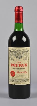 1 bouteille, Pomerol, Petrus, 1976. TLB.