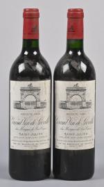 2 bouteilles, Saint-Julien, Château Léoville-Las-Cases, 2ème Grand Cru Classé, 1993....