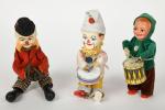 Allemagne, dont Carl, trois clowns musiciens mécaniques vêtus, 
tête plastique...