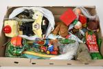 Jouef, Joustra et divers, épaves de jouets mécaniques 
dont rare...
