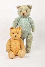 Deux ours en peluche longue ou courte, 
orange ou bleue,...