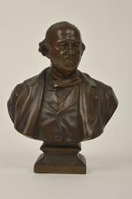 Henri-Michel-Antoine CHAPU (1833-1891)
Buste de Ferdinand Barbedienne
Epreuve en bronze patiné, signé,...