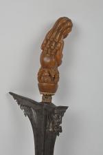 INDONESIE - XIXe siècle
Kriss, le manche en corne de rhinocéros...