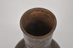 Vase Japon époque Meiji (1868-1912)
(égrenures à la base)
H. : 38,5...
