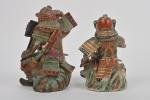 JAPON - Début XXe siècle
Paire de statuettes en porcelaine polychrome,...