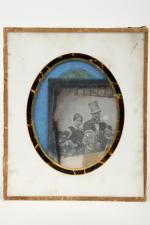 Daguerréotype quart de plaque 
à vue ovale avec 6 personnages...