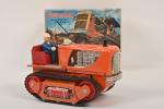 Japon, TN : "Piston Tractor"
tracteur orange à chenilles. Battery Toy....