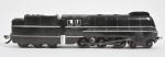Allemagne ? locomotive carénée noire
en plastique dur, type 230, réf....