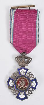 Belgique-Congo  Ordre royal du Lion. Croix de Chevalier, unilingue....