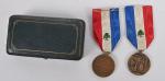 Liban Lot de 2 médailles du Mérite libanais. Rubans brodés.