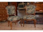 Paire de chaises d'époque Louis XV en bois naturel, dossier...