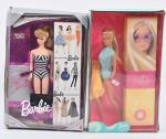 Mattel, Barbie, deux poupées mannequin en boite (usures, déchirures):
- Barbie...