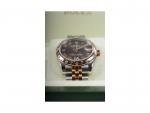 Rolex Date just oyster perpetual pour femme en or rose...